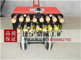 江蘇泰州手推式混凝土路面鑿毛機(jī) 手持式單頭鑿毛機(jī) 強(qiáng)力17頭鑿毛機(jī) 11頭防滑鑿毛機(jī)