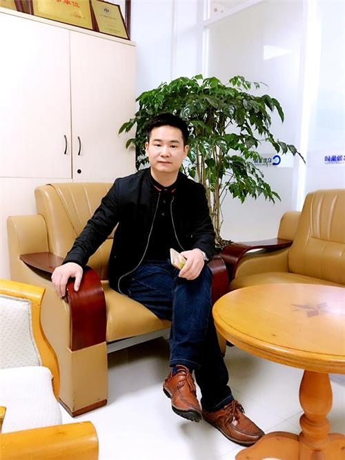 副会长：申智灿
