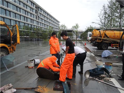 南开区15822042458抽泥浆清洗管道