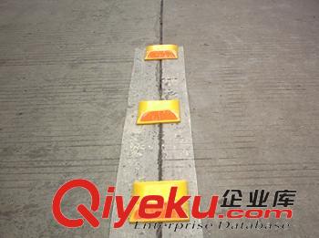 昆明致安供應(yīng)道釘云南交通設(shè)施