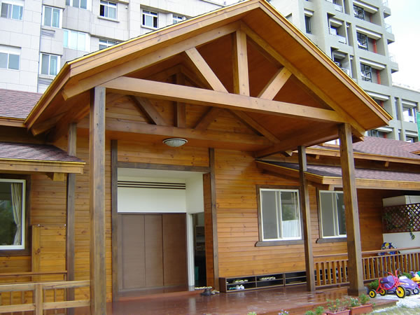 广州佛山中山江门防腐木屋，实木房屋，公园木岗亭