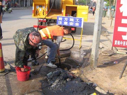 湖北孝感孝南區(qū)疏通下水道水下清於堵漏檢測高壓清洗窨井