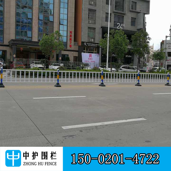 專業(yè)生產(chǎn) 市政乙型護(hù)欄 交通隔離欄 價(jià)格便宜 港式護(hù)欄原始圖片3