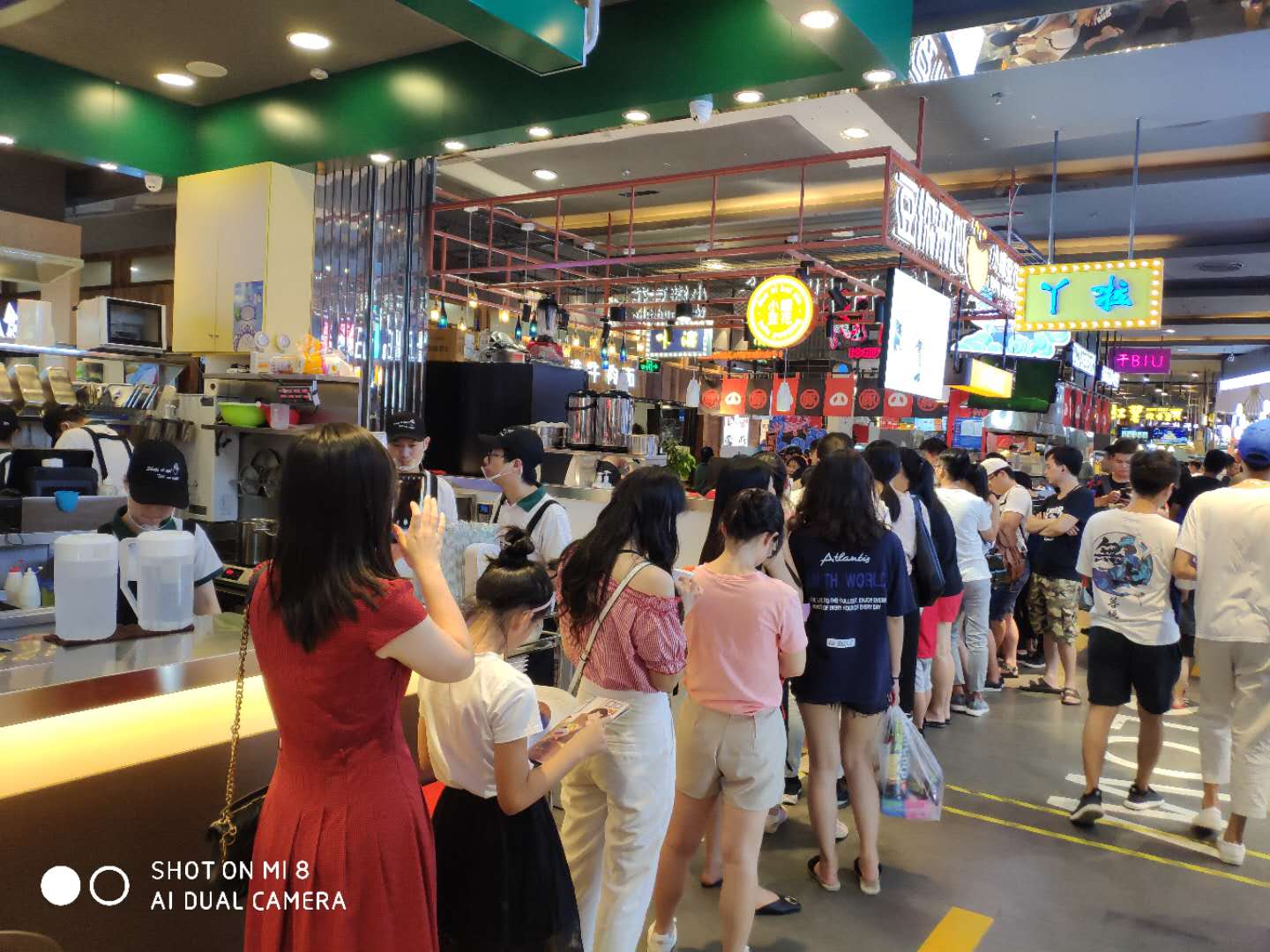 羅源90后美女開豆你開心甜品店  