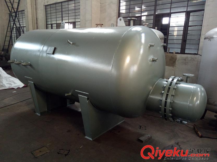 RV-03/04導流型容積式水加熱器