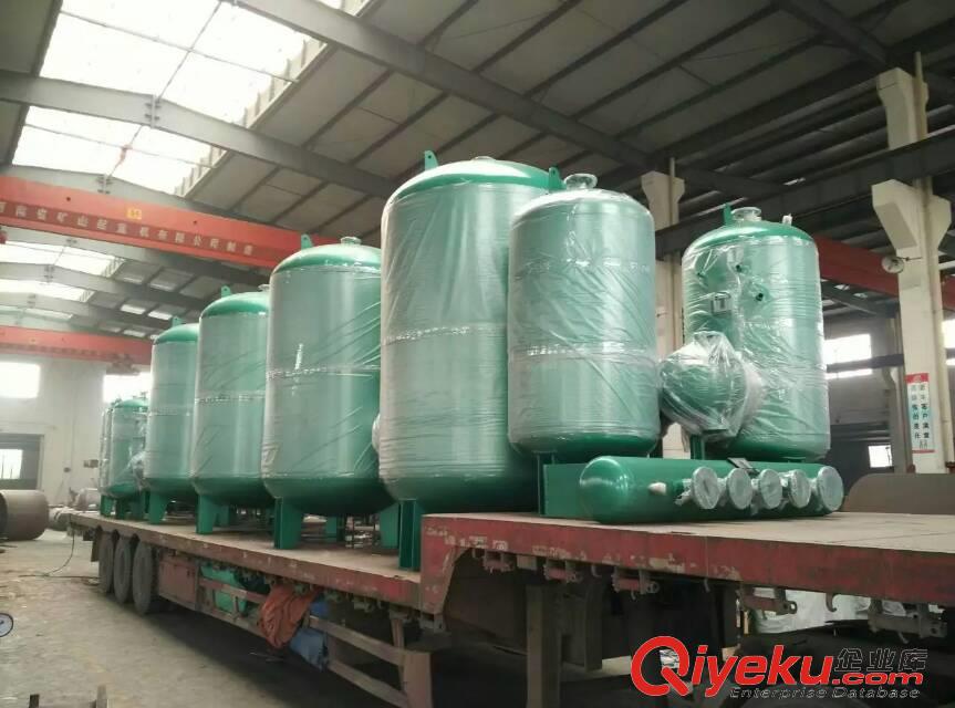 DFHRV系列導流浮動盤管型半容積式熱交換器