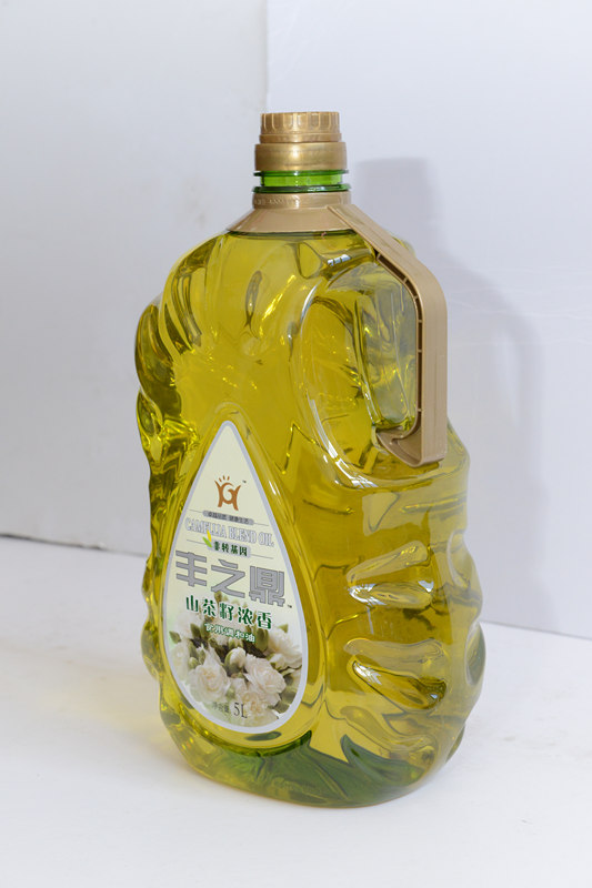 不光可以吃還可以用的山茶籽油