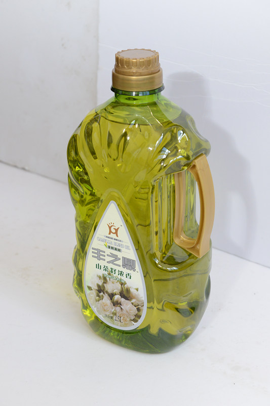 不光可以吃還可以用的山茶籽油